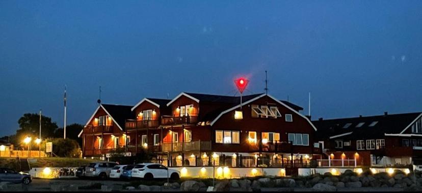 Strandlaegenhet Byxelkrok, Oeland Ngoại thất bức ảnh